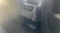 Land Rover Discovery 3.0 D300 R-Dynamic HSE 5dr Auto Diesel Station Wagon